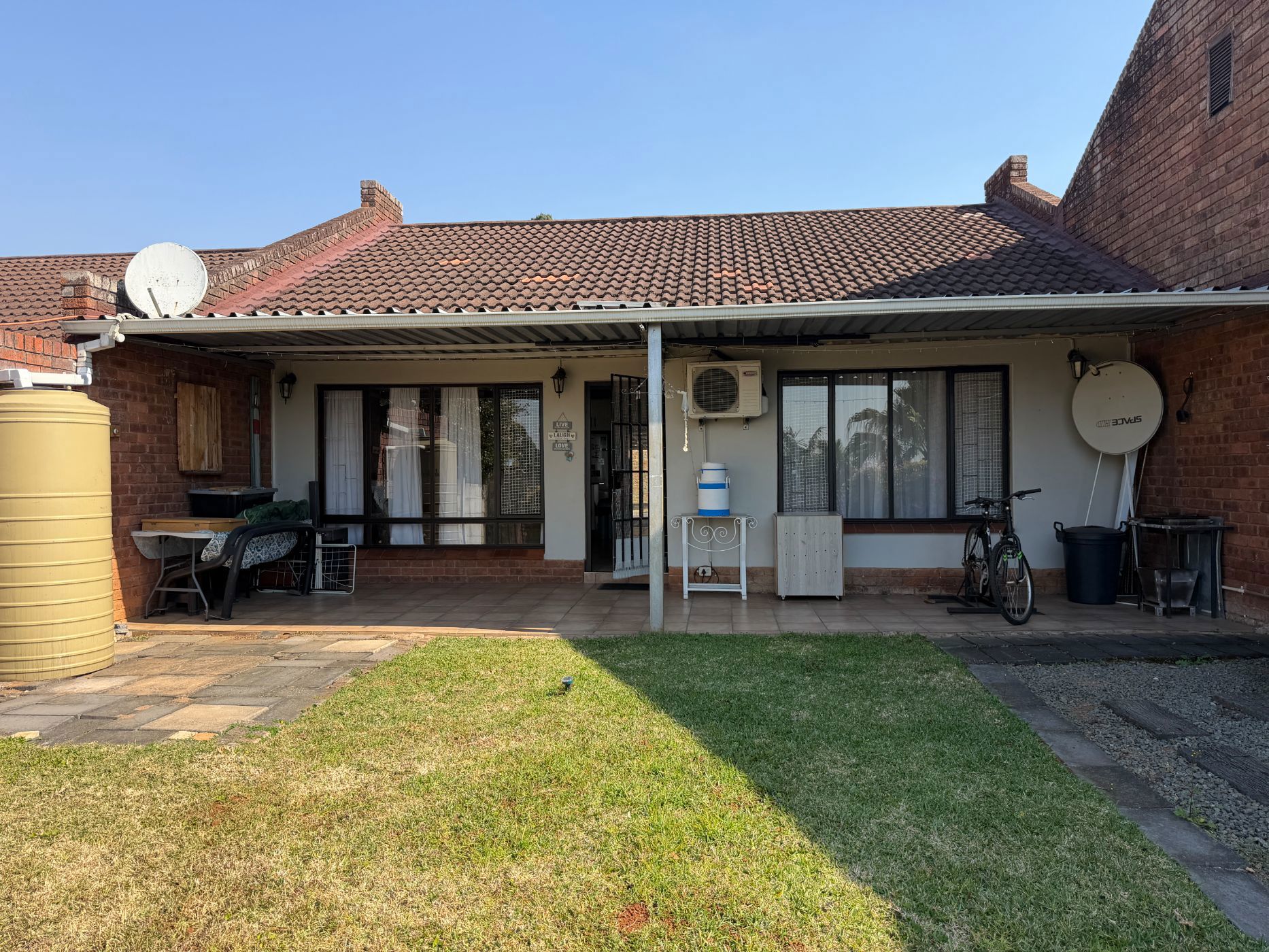 Townhouse for sale in Blackridge - 1PM1748386