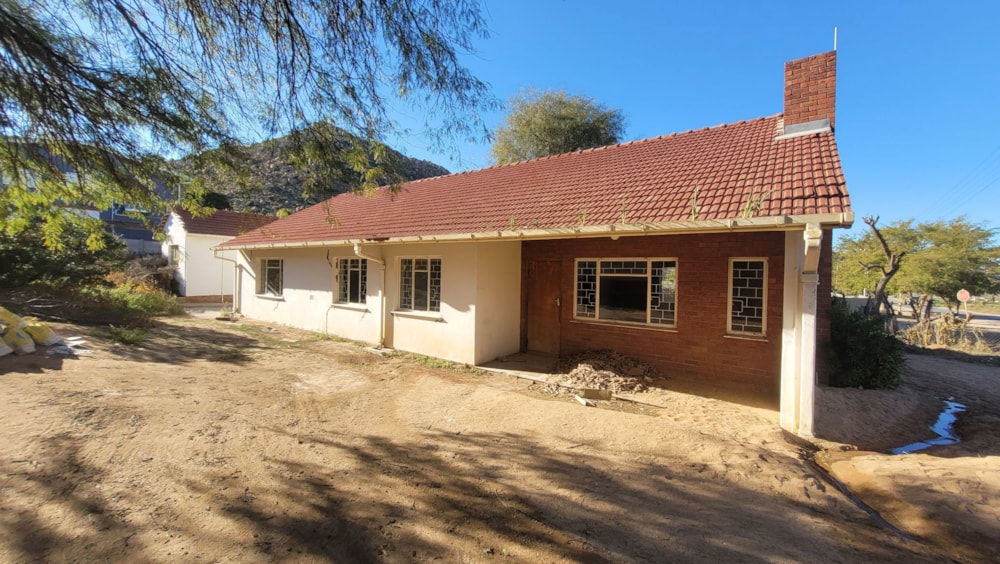 House to rent in Springbok - 1NA1749218