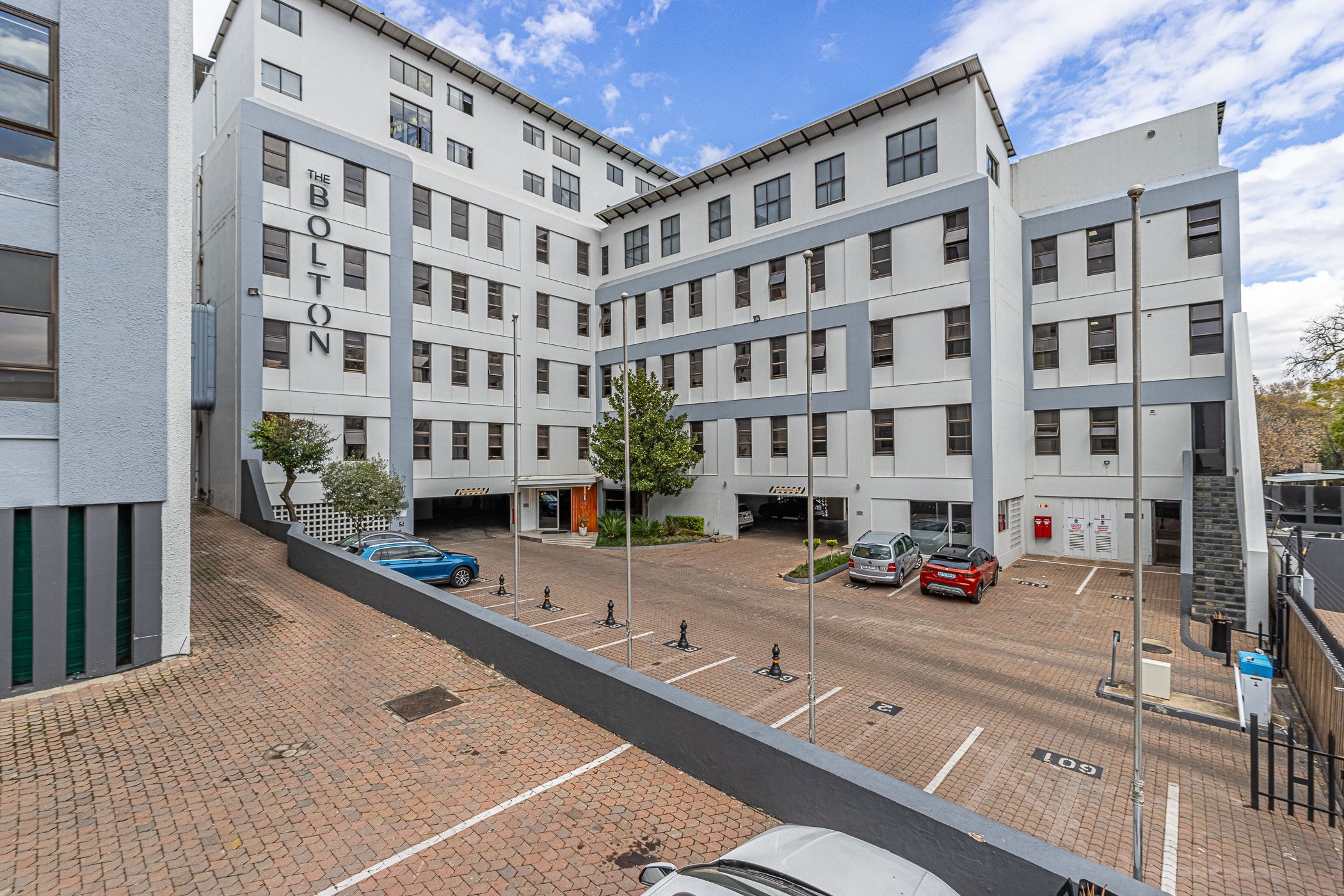 Apartment for sale in Rosebank, Johannesburg - HP1748076