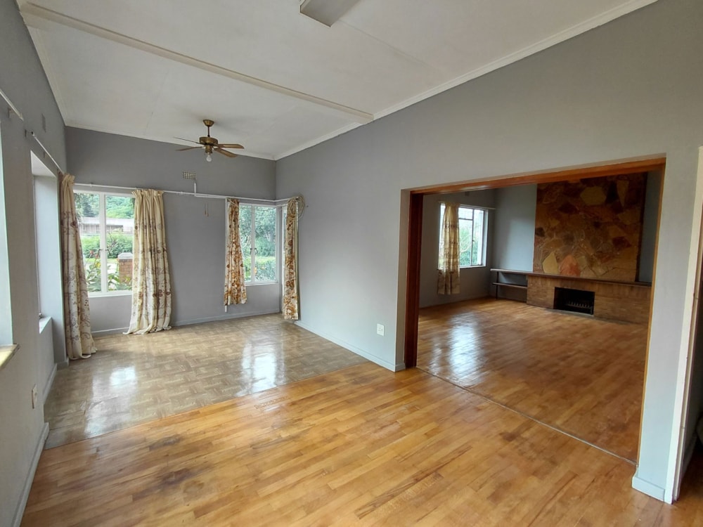 House for sale in Heidelberg, Garden Route - 1SR1748169 House for sale in Heidelberg, Garden Route - 1SR1748169