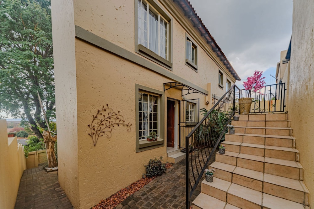 Townhouse to rent in La Montagne, Pretoria East - PTL1751870 Townhouse to rent in La Montagne, Pretoria East - PTL1751870
