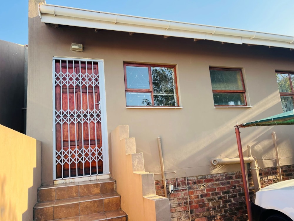 House for sale in King Williams Town (Qonce) - 1MH1748473