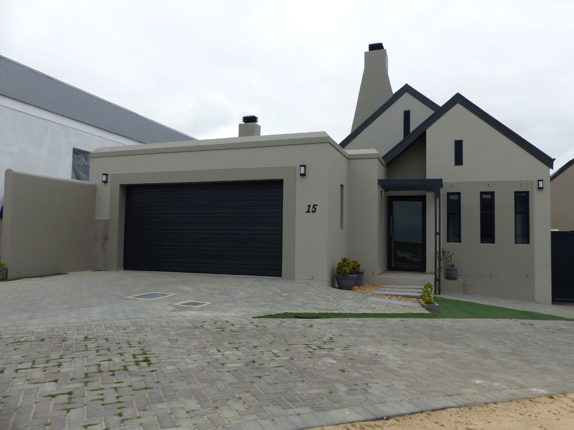 House to rent in Mount Royal Golf & Country Estate - 1SJ1748207