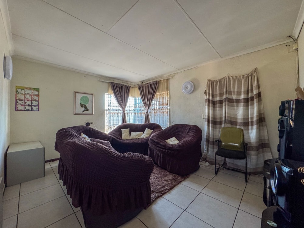 House for sale in Meyerton Park - 1VT1748219 House for sale in Meyerton Park - 1VT1748219