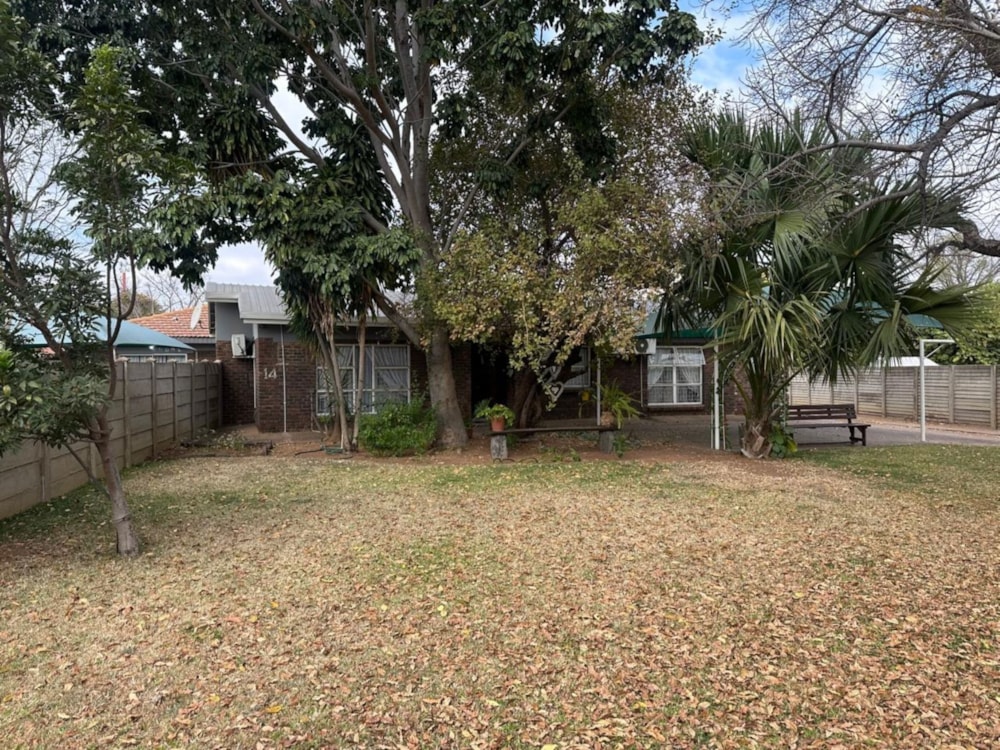 House for sale in Onverwacht, Limpopo Province - 1ER1748992 House for sale in Onverwacht, Limpopo Province - 1ER1748992