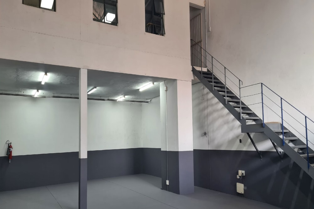 Commercial industrial property for sale in Mbombela Industrial  (Nelspruit Industrial) - 1NS1748268