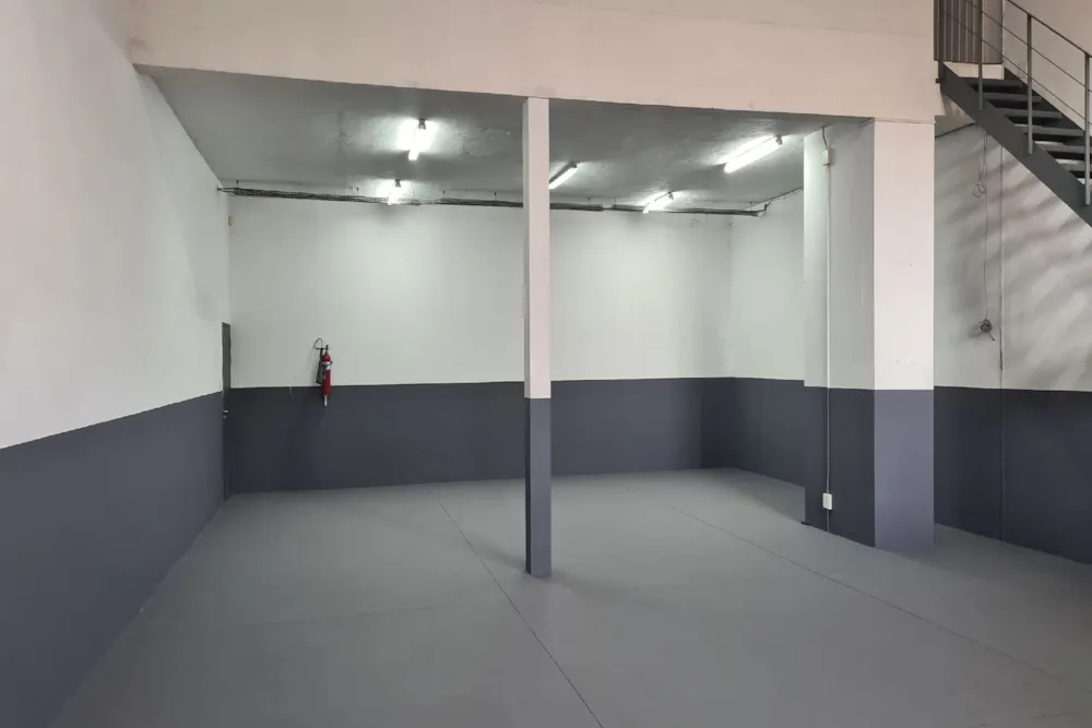 Commercial industrial property for sale in Mbombela Industrial (Nelspruit Industrial) - 1NS1748268 Commercial industrial property for sale in Mbombela Industrial (Nelspruit Industrial) - 1NS1748268