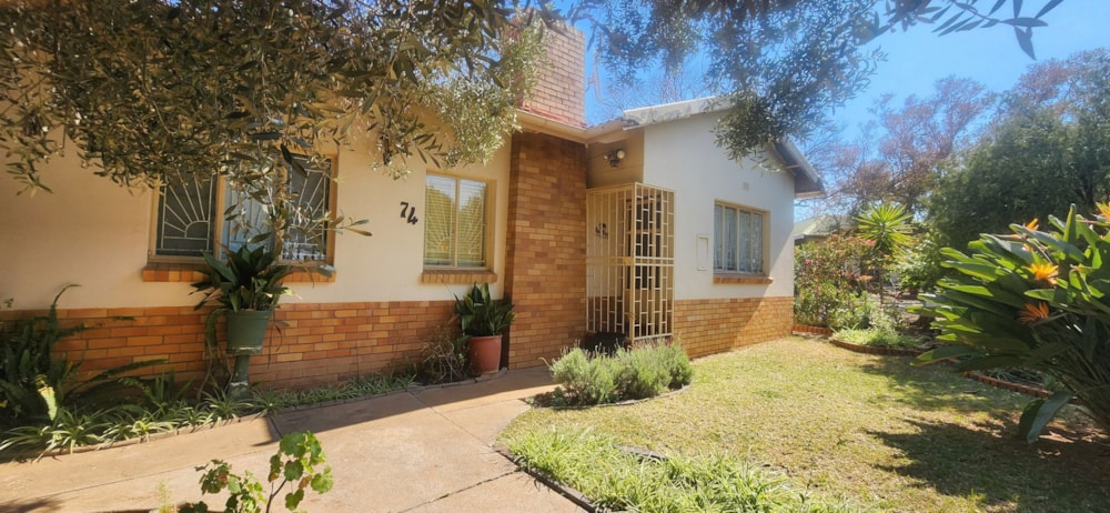 House for sale in Beaconsfield - 1KJ1748272