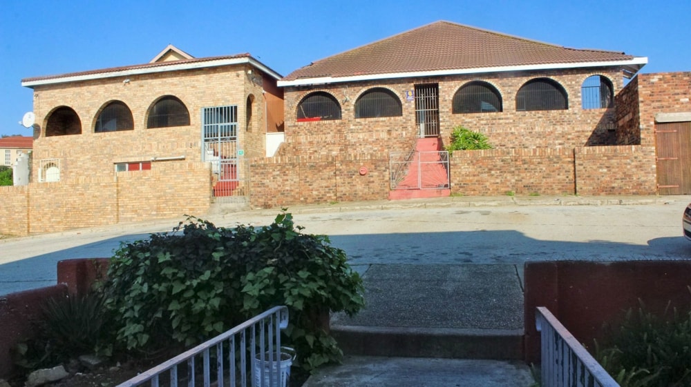Apartment for sale in Central, Port Elizabeth, Gqeberha - 1PLZ1749234 Apartment for sale in Central, Port Elizabeth, Gqeberha - 1PLZ1749234