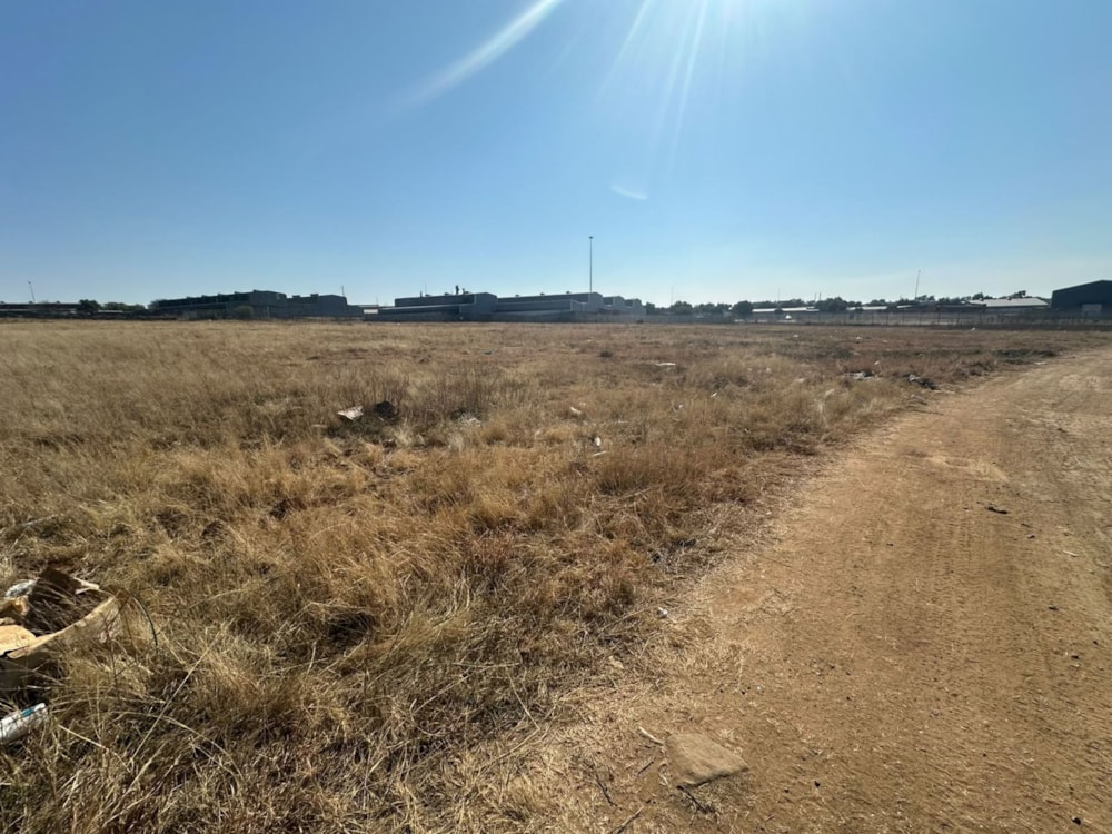 Residential vacant land for sale in Botshabelo - 1BX1748329