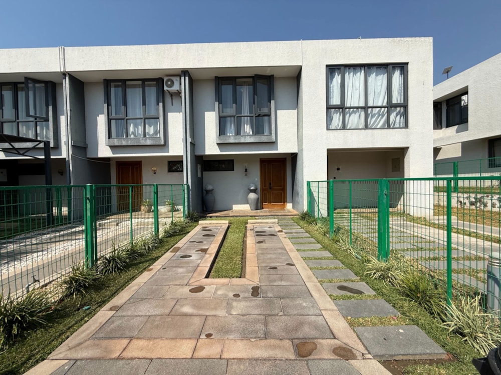 Double-storey apartment to rent in Ibex Hill, Zambia - 3ZA1748457 Double-storey apartment to rent in Ibex Hill, Zambia - 3ZA1748457