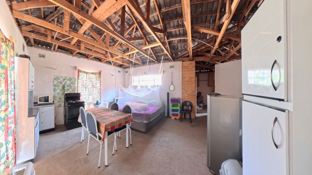 House for sale in Ruwa, Zimbabwe - 3ZB1748466 House for sale in Ruwa, Zimbabwe - 3ZB1748466