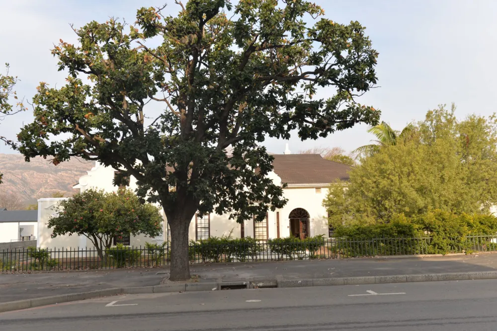 Garden retirement home for sale in Villiersdorp, Overberg - 1SW1748526 Garden retirement home for sale in Villiersdorp, Overberg - 1SW1748526