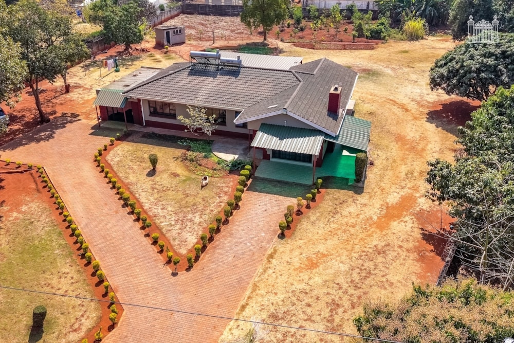 Single-storey house for sale in Bluffhill, Zimbabwe - 3ZB1748385 Single-storey house for sale in Bluffhill, Zimbabwe - 3ZB1748385