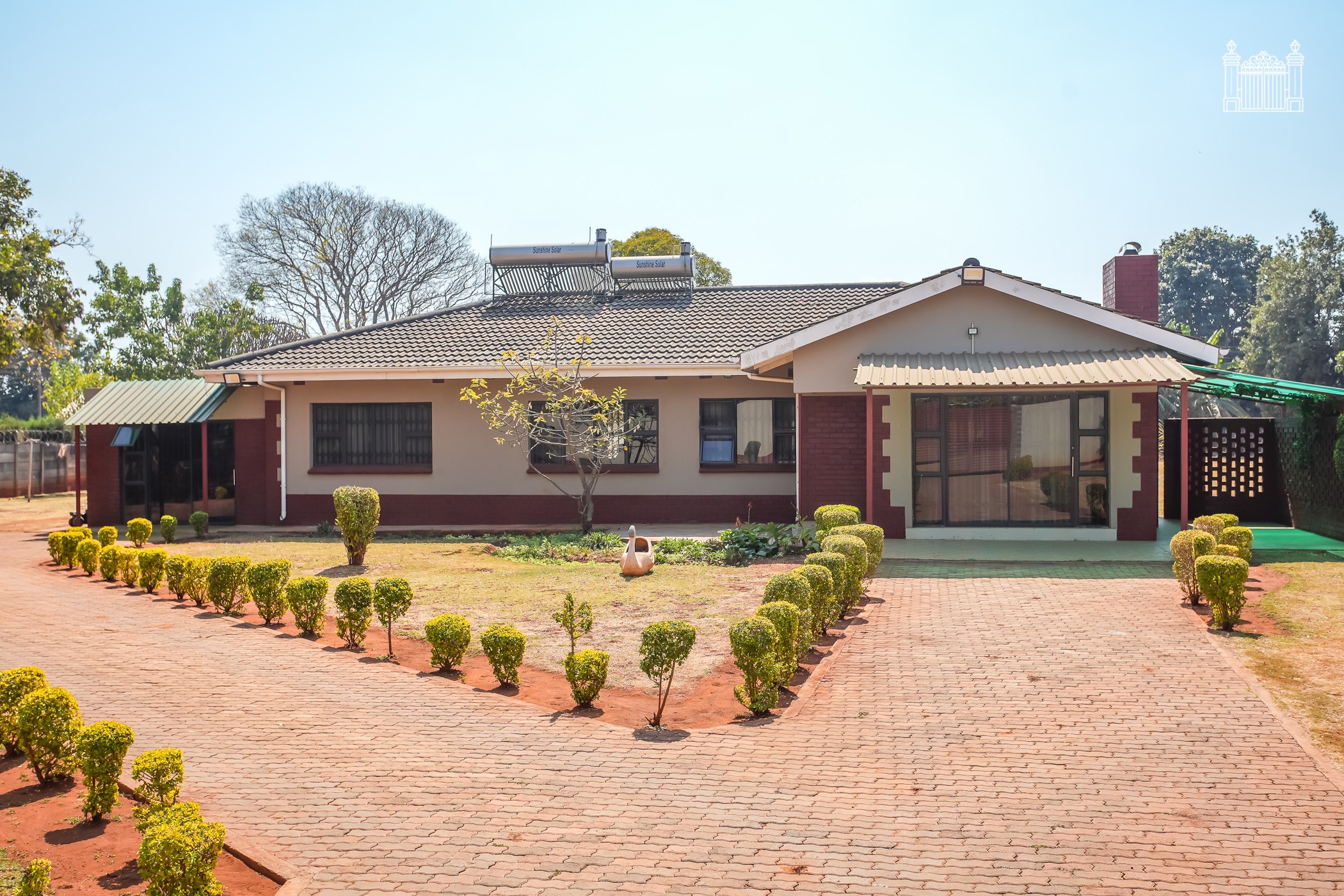 Single-storey house for sale in Bluffhill, Zimbabwe - 3ZB1748385