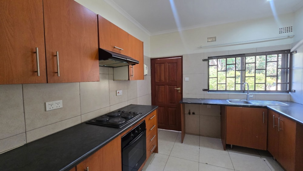 Apartment to rent in Longacres, Zambia - 3ZA1748488