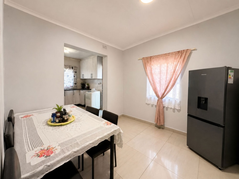 House for sale in Uitenhage Central (Kariega Central)  - 1UK1750638