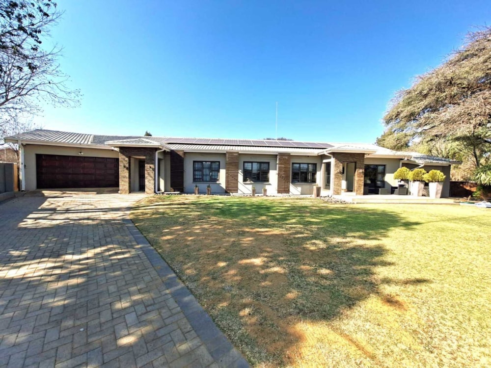 House for sale in Schweizer-Reneke - 1KJ1748467 House for sale in Schweizer-Reneke - 1KJ1748467