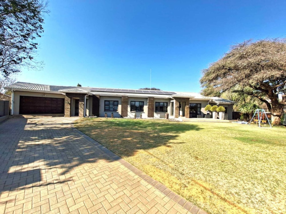 House for sale in Schweizer-Reneke - 1KJ1748467 House for sale in Schweizer-Reneke - 1KJ1748467
