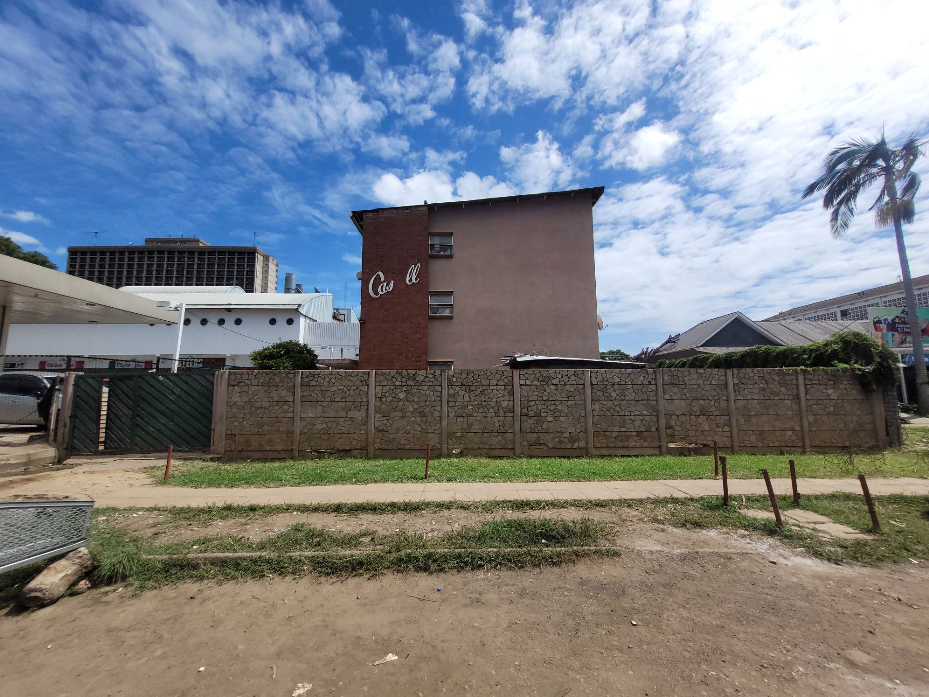 Apartment for sale in Harare, Zimbabwe - 3ZB1748481