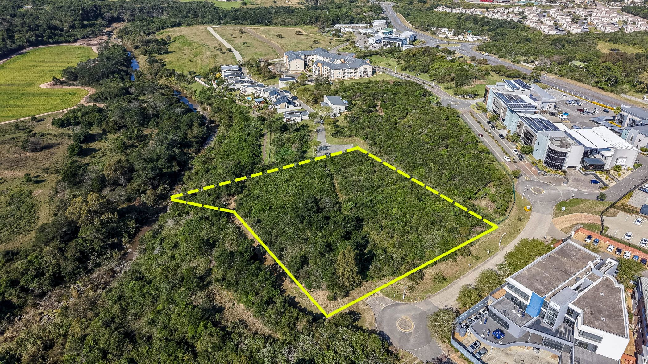 Vacant land for sale in Beacon Bay - 1EZ1748556
