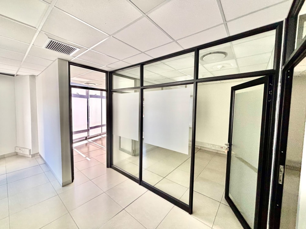 Commercial Building to rent in Klein Windhoek, Namibia - 3NM1748572 Commercial Building to rent in Klein Windhoek, Namibia - 3NM1748572