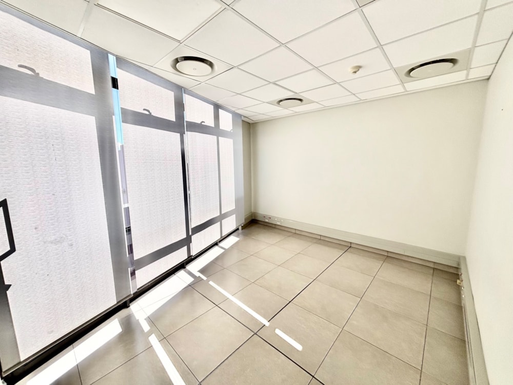 Commercial Building to rent in Klein Windhoek, Namibia - 3NM1748572 Commercial Building to rent in Klein Windhoek, Namibia - 3NM1748572