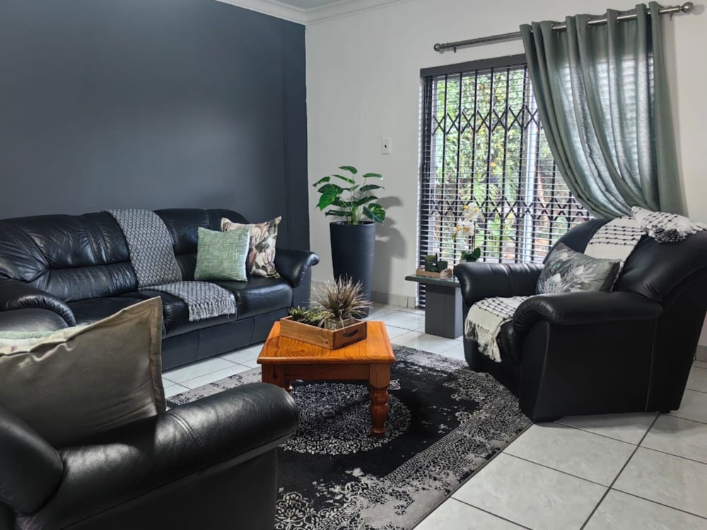 House for sale in Potchefstroom - 1PCH1748616 House for sale in Potchefstroom - 1PCH1748616