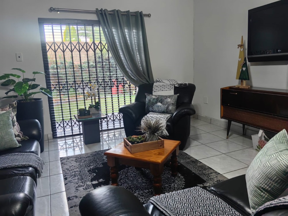 House for sale in Potchefstroom - 1PCH1748616 House for sale in Potchefstroom - 1PCH1748616