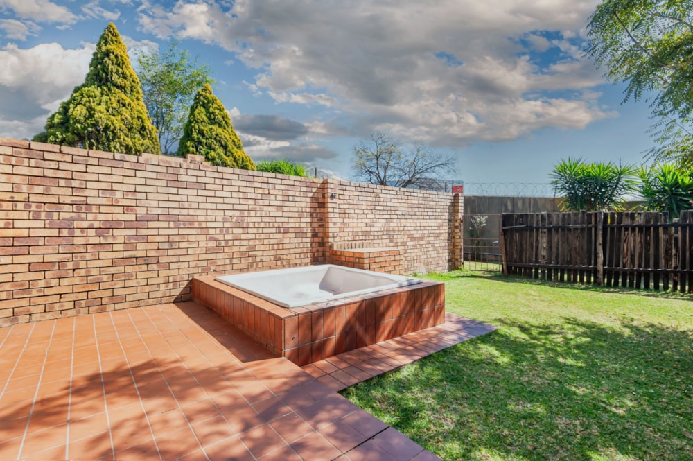 Apartment for sale in Blackheath, Randburg - RAN1748611 Apartment for sale in Blackheath, Randburg - RAN1748611