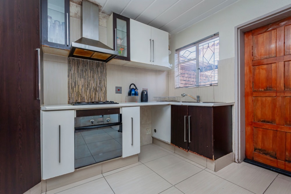 Apartment for sale in Blackheath, Randburg - RAN1748611 Apartment for sale in Blackheath, Randburg - RAN1748611