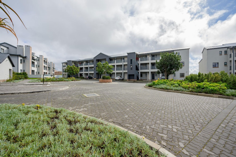 Apartment for sale in Pinelands, Fairview - 1PLZ1748720 Apartment for sale in Pinelands, Fairview - 1PLZ1748720