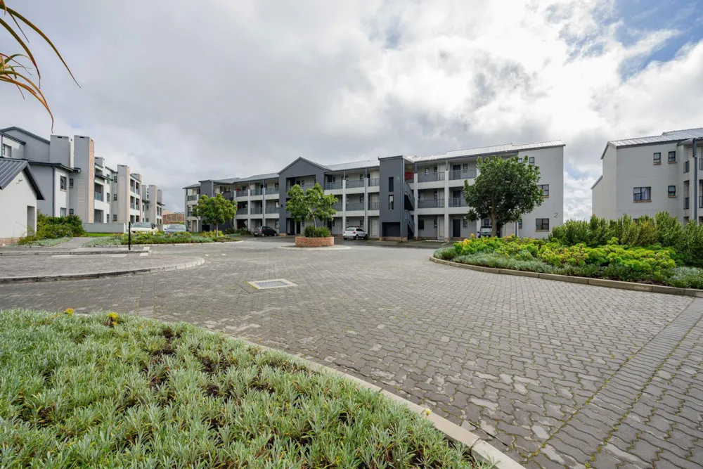 Apartment for sale in Pinelands, Fairview - 1PLZ1748720 Apartment for sale in Pinelands, Fairview - 1PLZ1748720