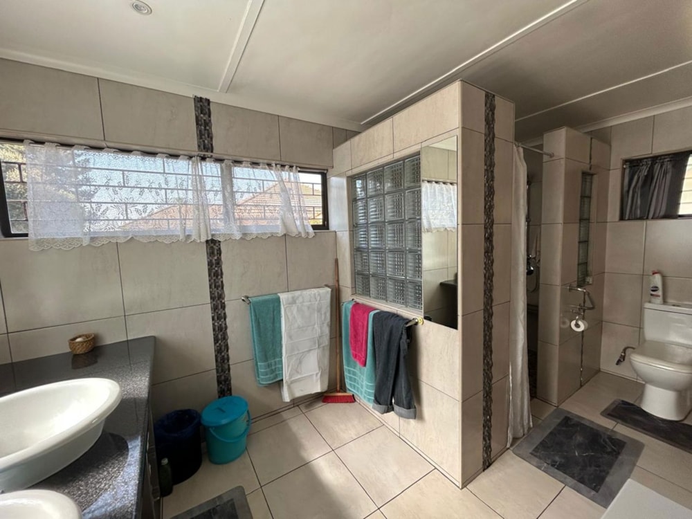 House for sale in Daggafontein - 1SP1748803 House for sale in Daggafontein - 1SP1748803