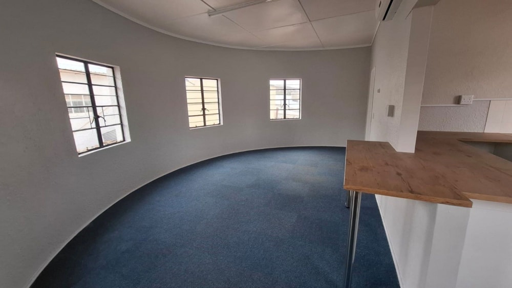 Bachelor apartment to rent in Springbok Central - 1NA1748717 Bachelor apartment to rent in Springbok Central - 1NA1748717