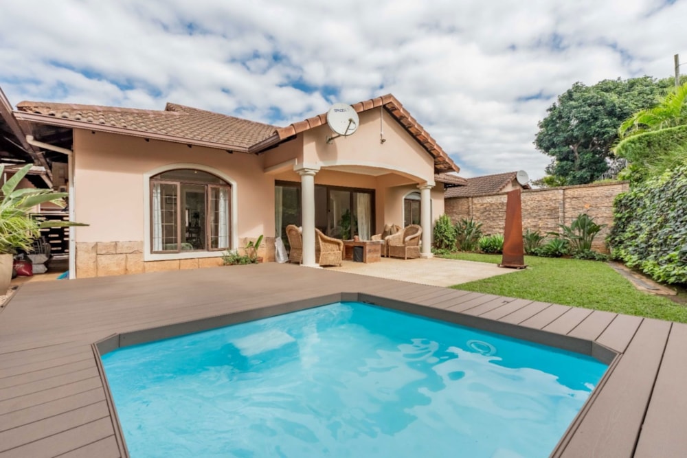 Townhouse for sale in Waterfall, Upper Highway - 1KF1748710