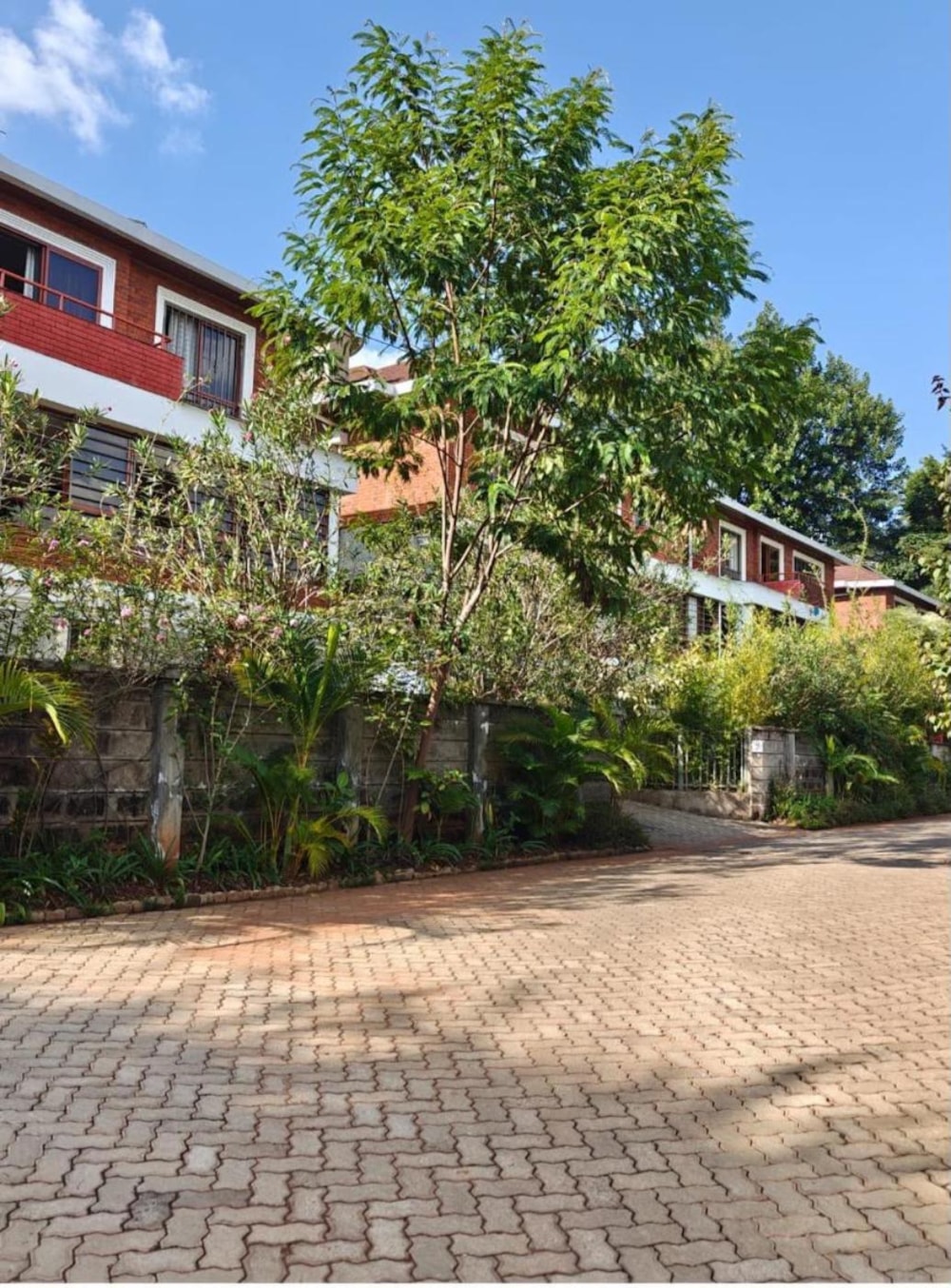 Townhouse for sale in Spring Valley, Kenya - 3KE1748727 Townhouse for sale in Spring Valley, Kenya - 3KE1748727