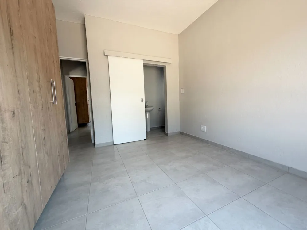Apartment for sale in Mbombela Ext 2 (Nelspruit Ext 2) - 1NS1749011 Apartment for sale in Mbombela Ext 2 (Nelspruit Ext 2) - 1NS1749011