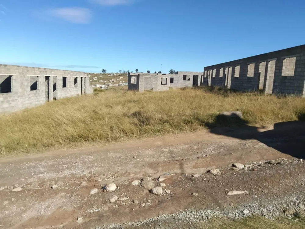 Commercial flats for sale in Mthatha Rural - 1MH1748817 Commercial flats for sale in Mthatha Rural - 1MH1748817