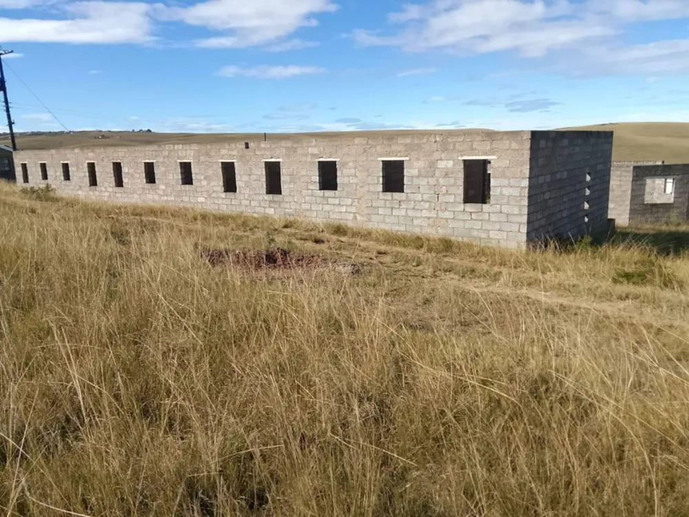 Commercial flats for sale in Mthatha Rural - 1MH1748817 Commercial flats for sale in Mthatha Rural - 1MH1748817