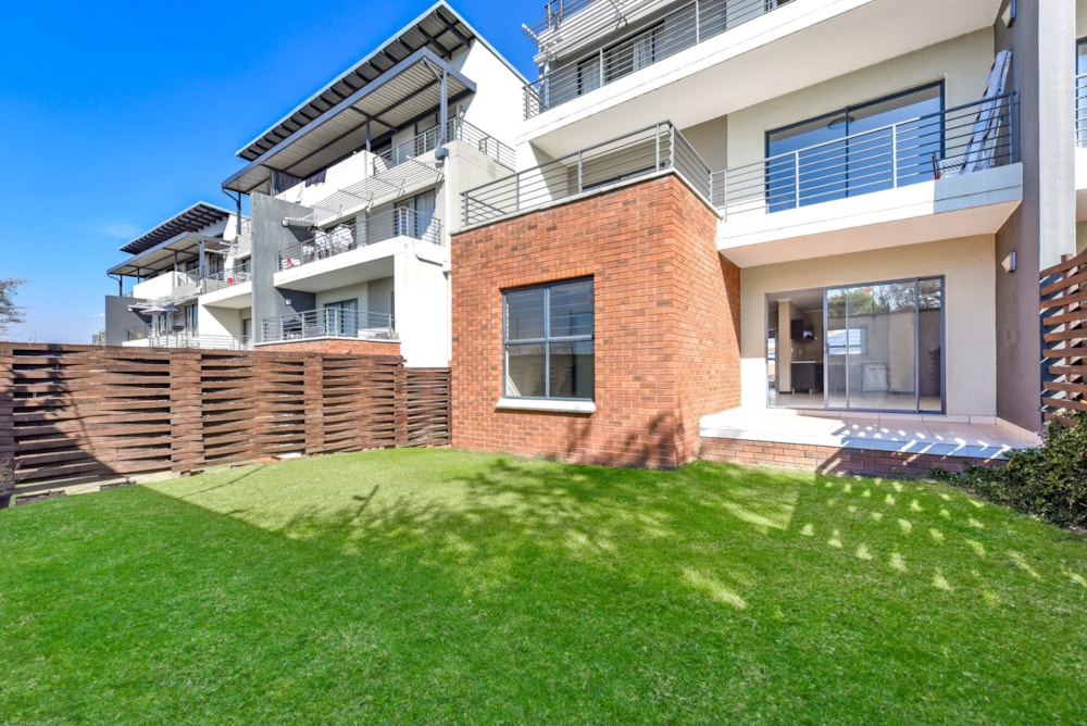 Apartment for sale in Fourways Area - FW1750482 Apartment for sale in Fourways Area - FW1750482