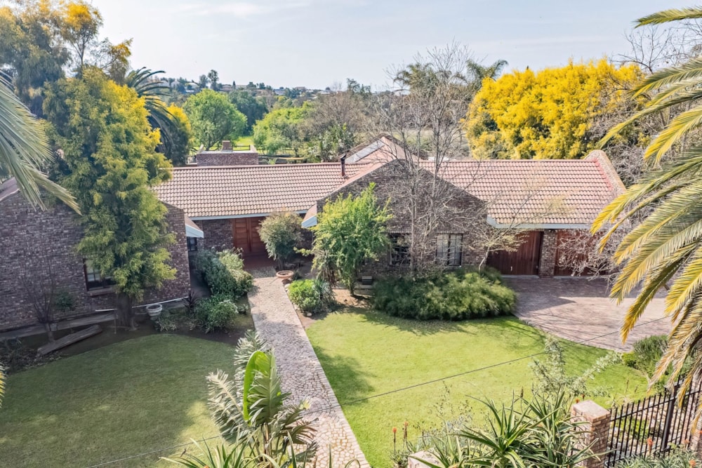 House for sale in Wesbank, Oudtshoorn - 1OU1749673 House for sale in Wesbank, Oudtshoorn - 1OU1749673