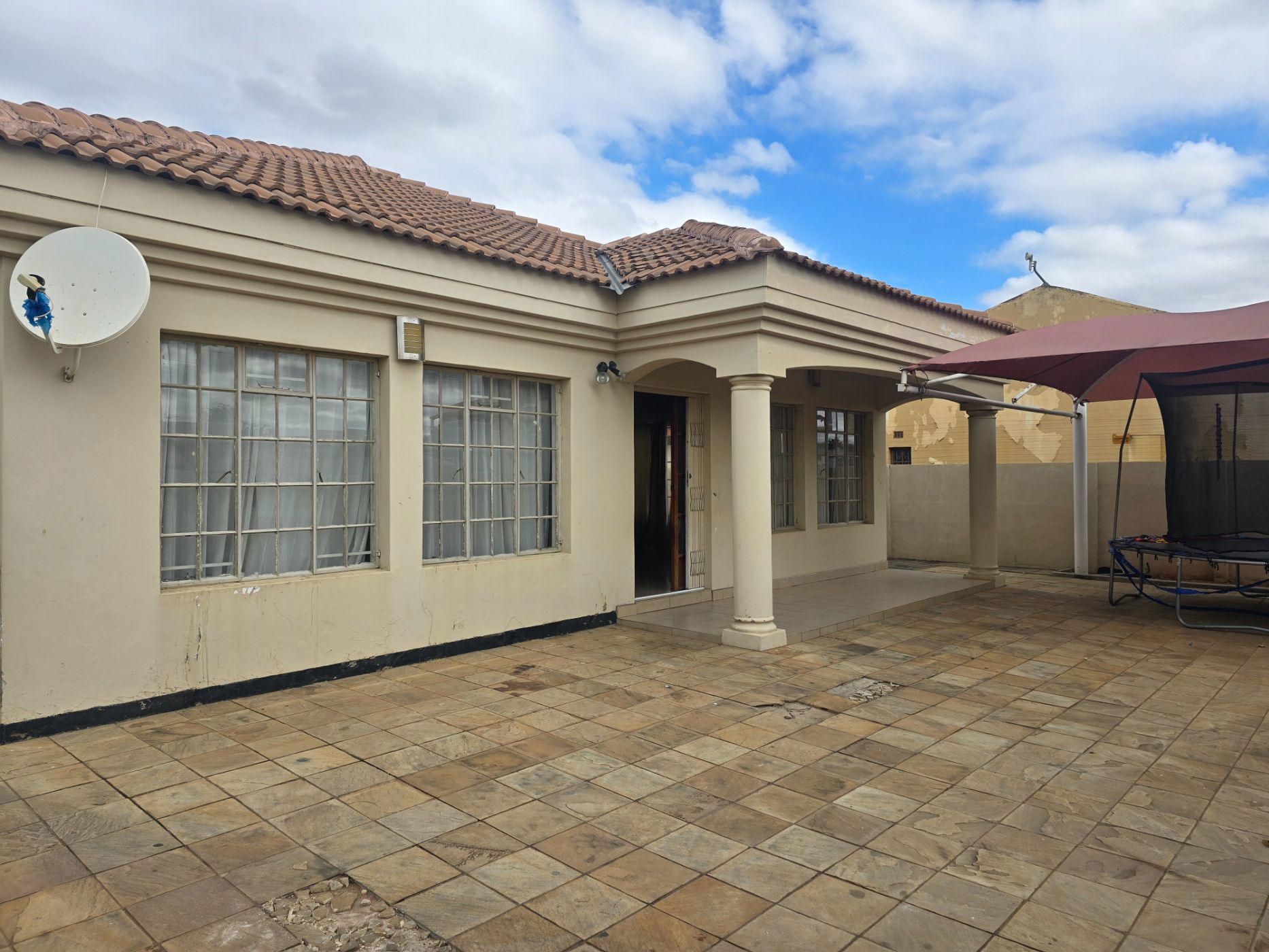 House for sale in Block 9, Botswana - 3BO1749004