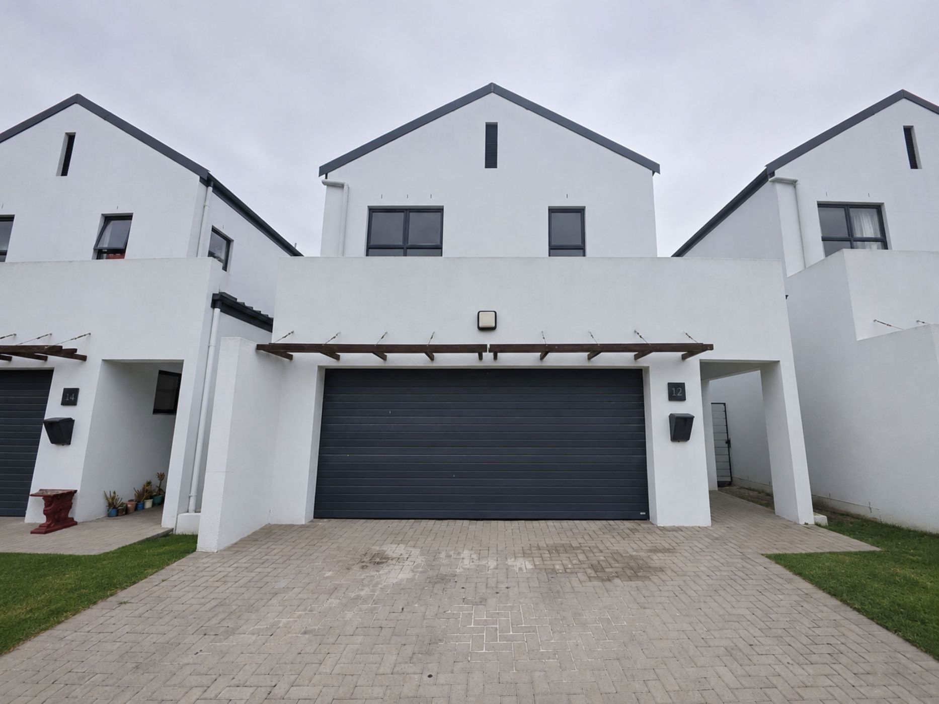 Townhouse to rent in Brackenfell - 1BC1749018