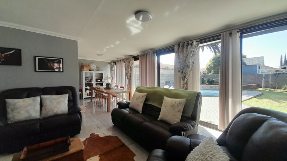 House for sale in Vanderbijlpark SE 3 - 1VT1749112 House for sale in Vanderbijlpark SE 3 - 1VT1749112