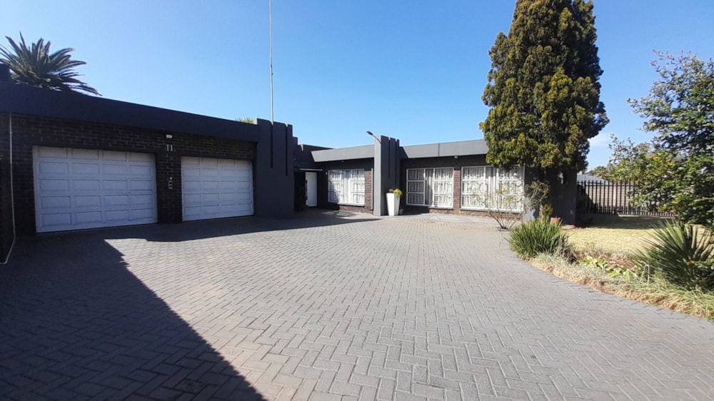 House for sale in Vanderbijlpark SE 3 - 1VT1749112 House for sale in Vanderbijlpark SE 3 - 1VT1749112