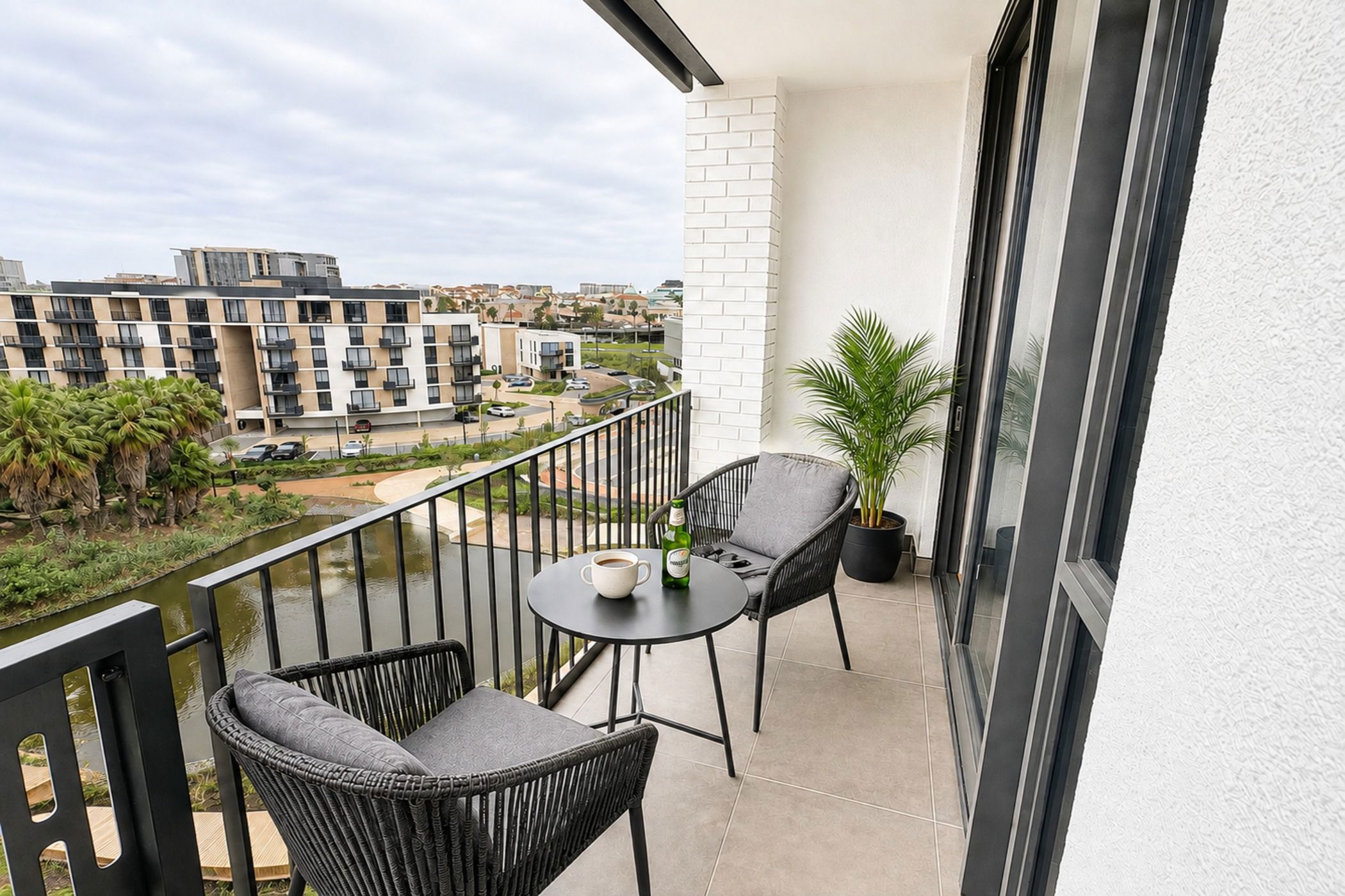 Apartment to rent in Century City - 1TV1749184