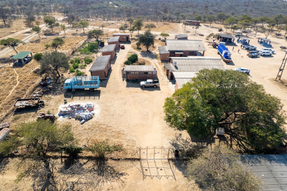 Mixed use farm for sale in Bulawayo, Zimbabwe - 3ZB1749198
