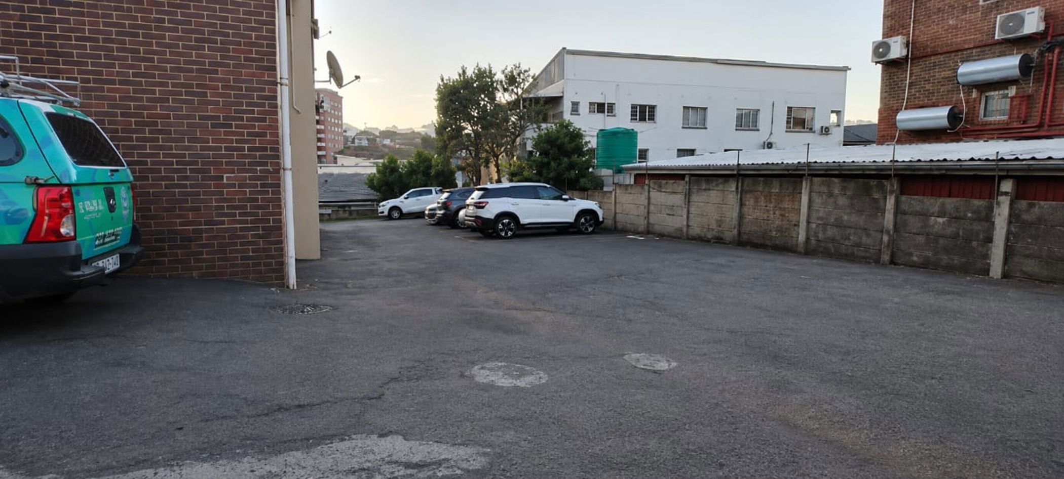 Apartment to rent in Overport - 1DBN1749244