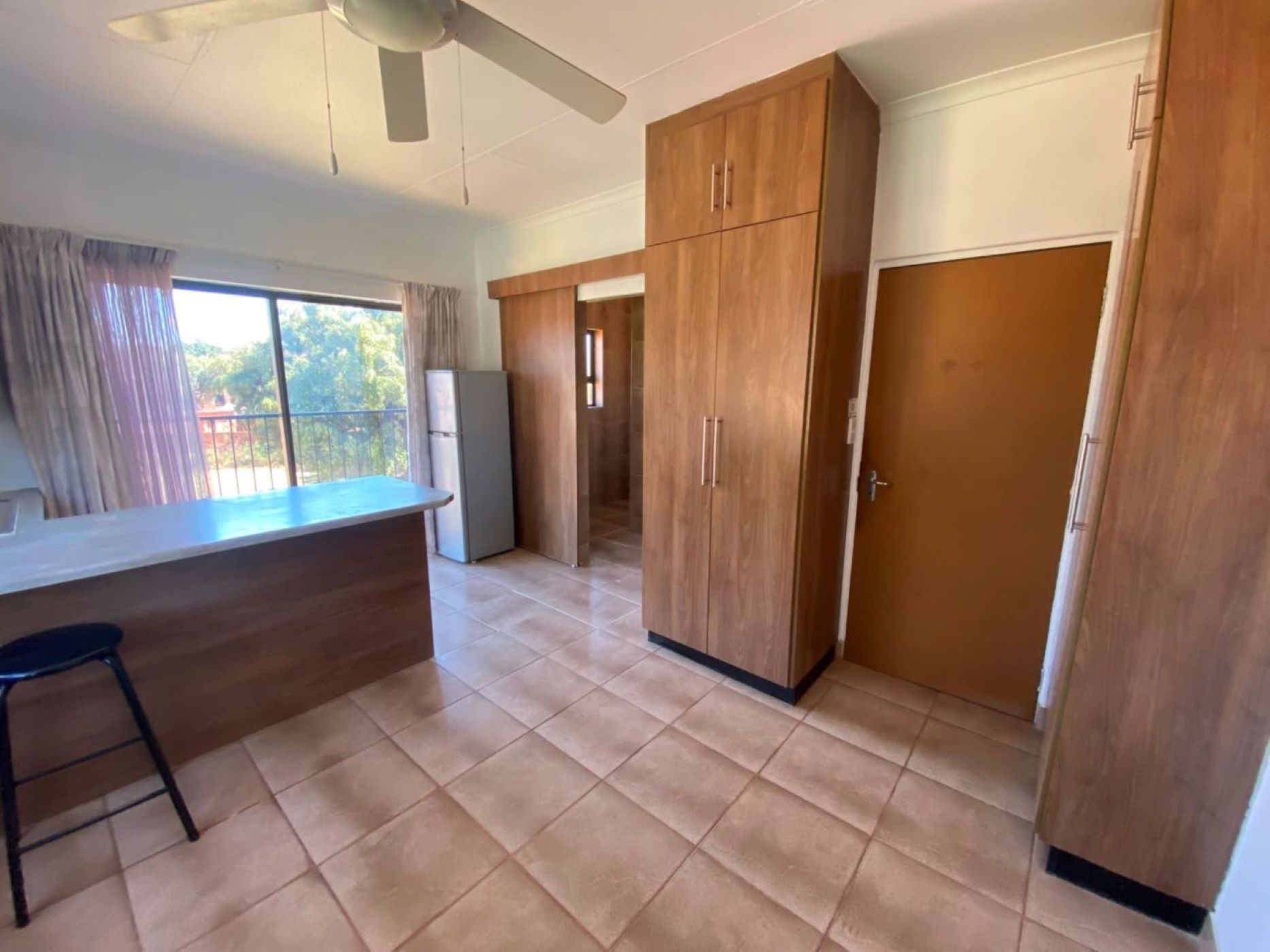 Bachelor apartment to rent in Kathu - 1RN1749326